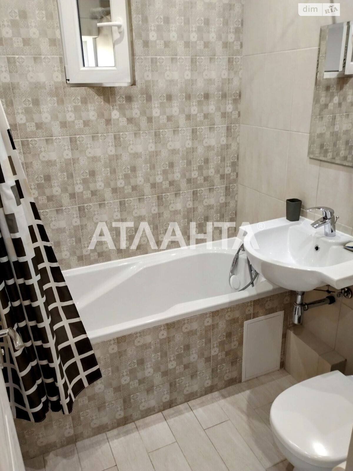 Продажа двухкомнатной квартиры в Одессе, на просп. Шевченко, район Приморский фото 1 Продажа двухкомнатной квартиры в Одессе, на просп. Шевченко, район Приморский фото 1