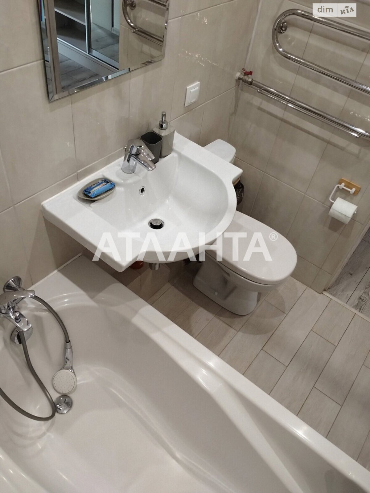 Продажа двухкомнатной квартиры в Одессе, на просп. Шевченко, район Приморский фото 1 Продажа двухкомнатной квартиры в Одессе, на просп. Шевченко, район Приморский фото 1