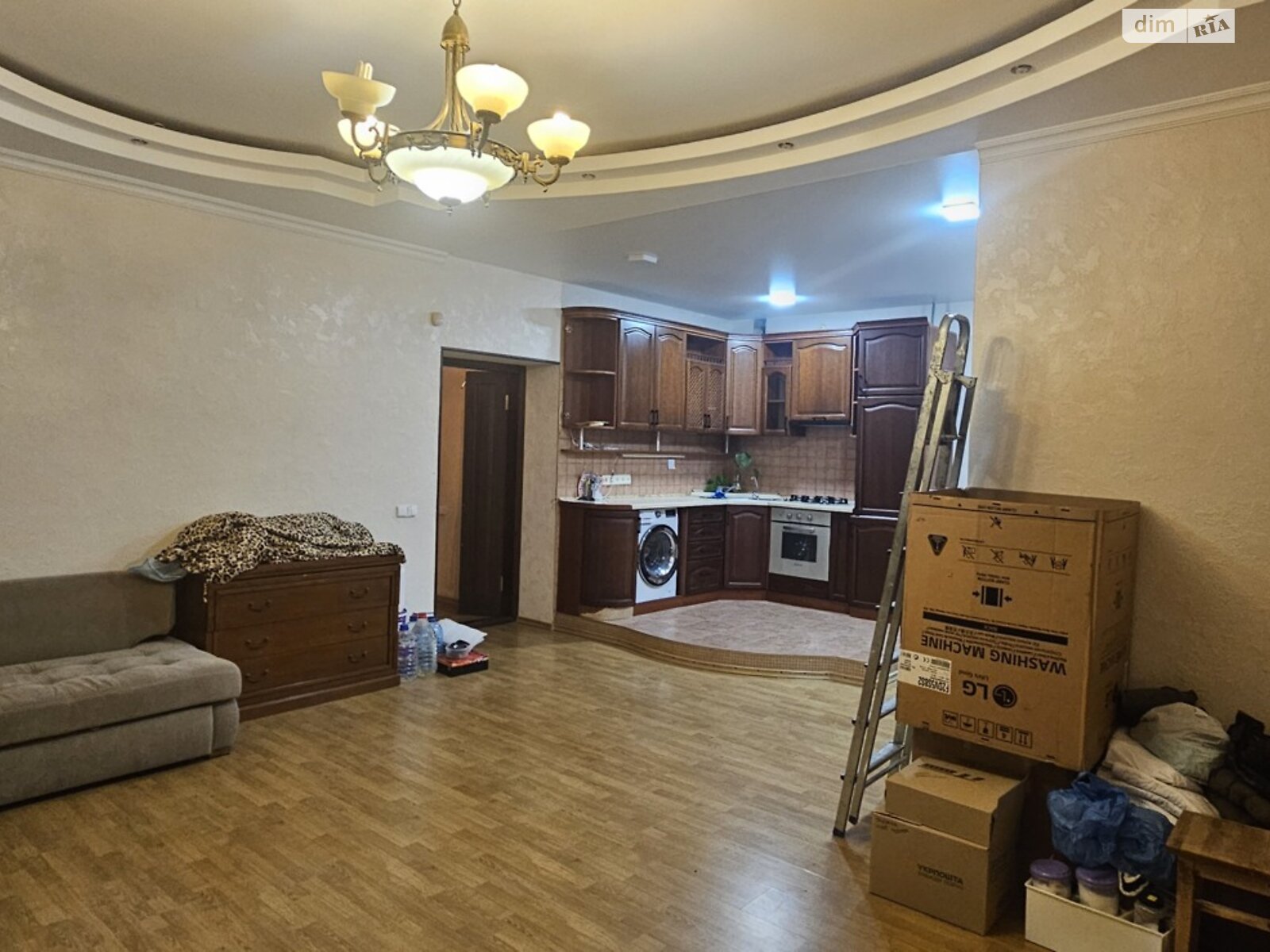 Продажа трехкомнатной квартиры в Одессе, на просп. Шевченко 8/13, район Приморский фото 1 Продажа трехкомнатной квартиры в Одессе, на просп. Шевченко 8/13, район Приморский фото 1
