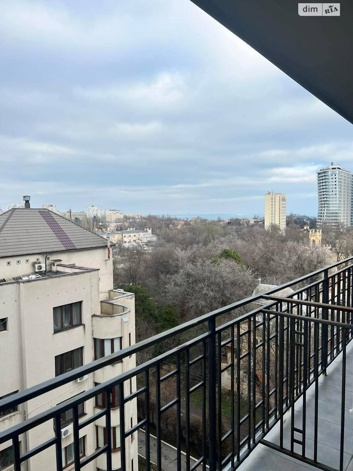 Продаж однокімнатної квартири в Одесі, на просп. Шевченка 30, район Приморський фото 1 Продаж однокімнатної квартири в Одесі, на просп. Шевченка 30, район Приморський фото 1