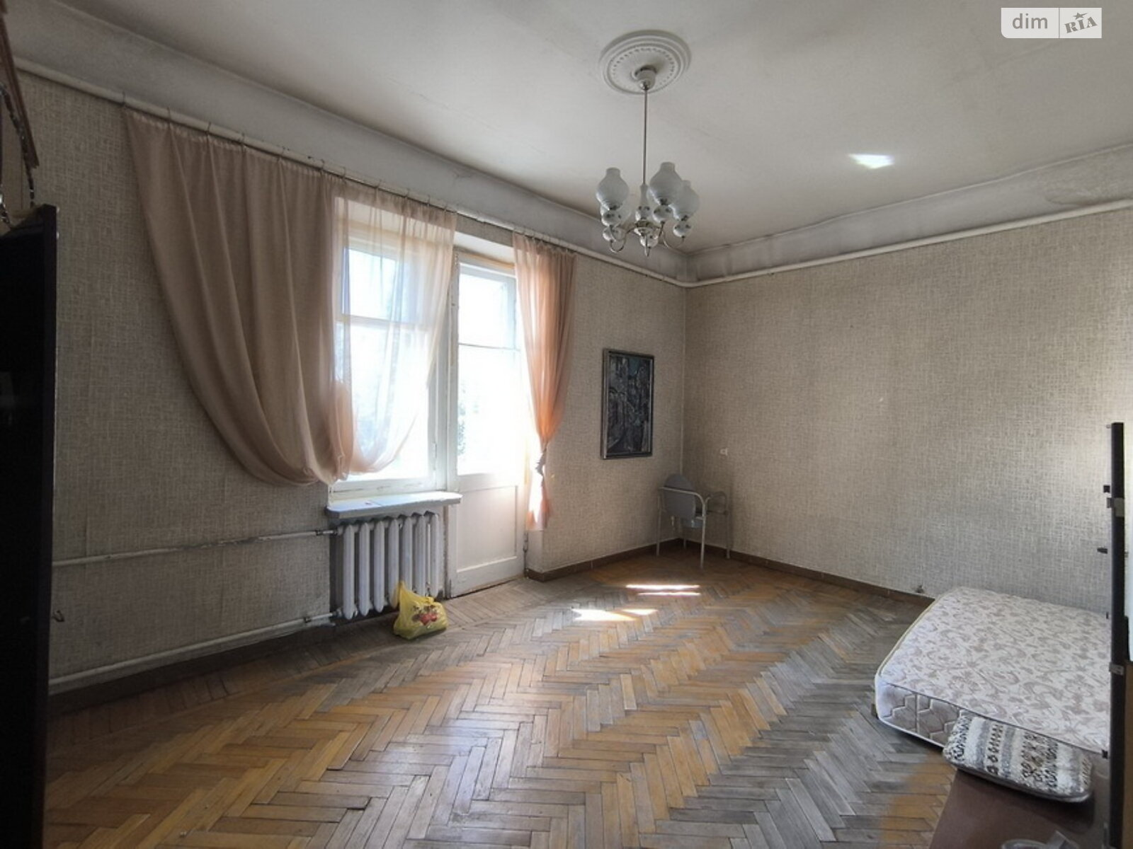 Продажа трехкомнатной квартиры в Одессе, на просп. Шевченко, район Приморский фото 1 Продажа трехкомнатной квартиры в Одессе, на просп. Шевченко, район Приморский фото 1