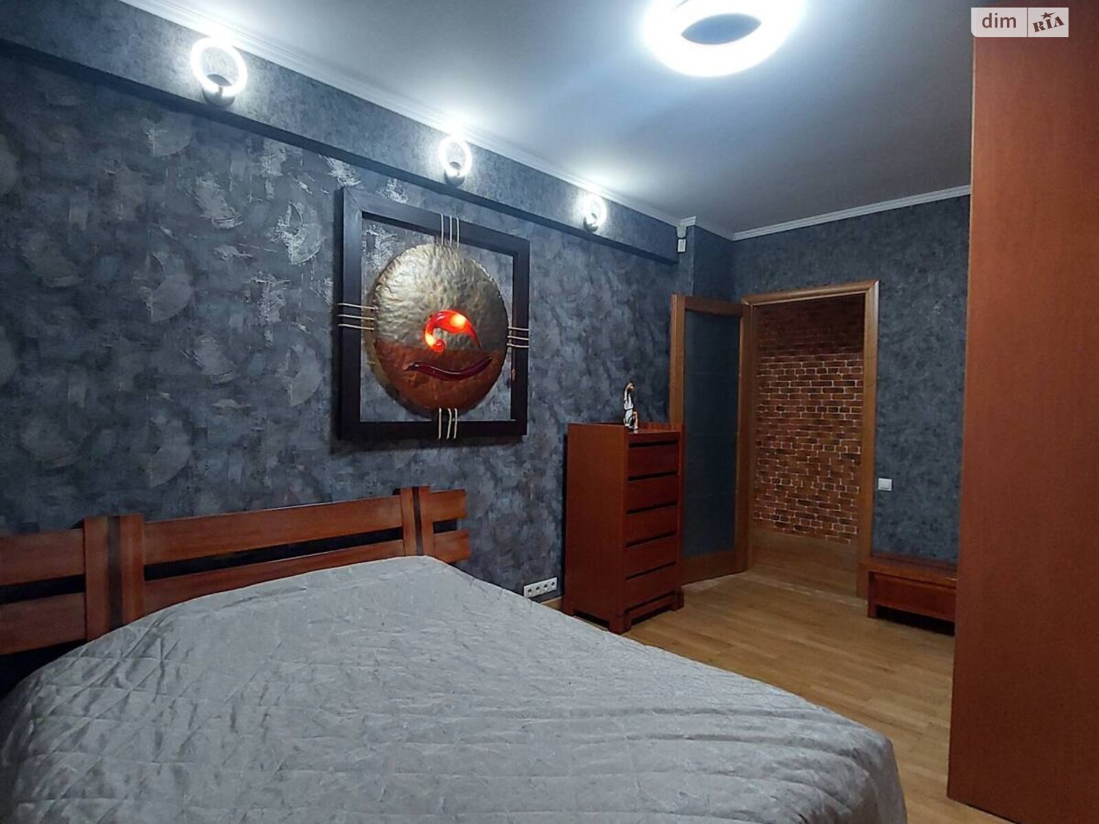 Продаж трикімнатної квартири в Одесі, на просп. Шевченка, район Приморський фото 1 Продаж трикімнатної квартири в Одесі, на просп. Шевченка, район Приморський фото 1