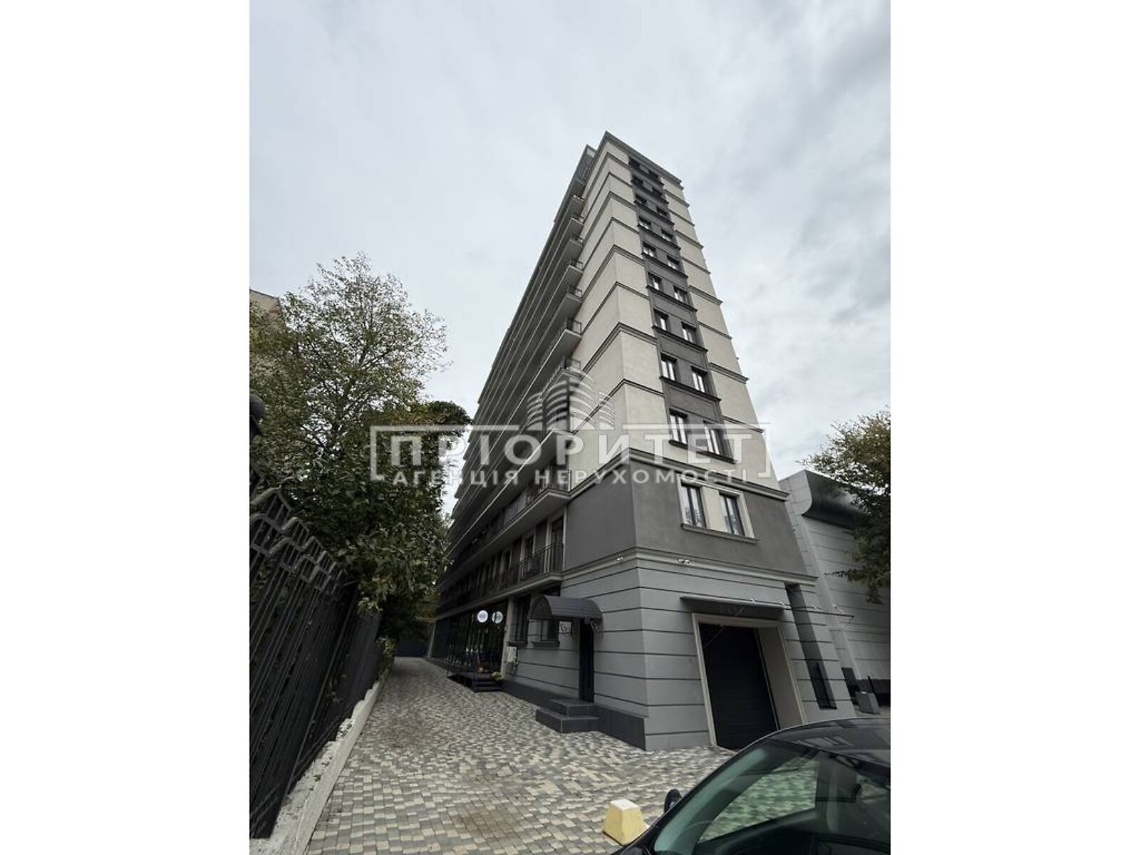 Продаж трикімнатної квартири в Одесі, на просп. Шевченка, район Приморський фото 1