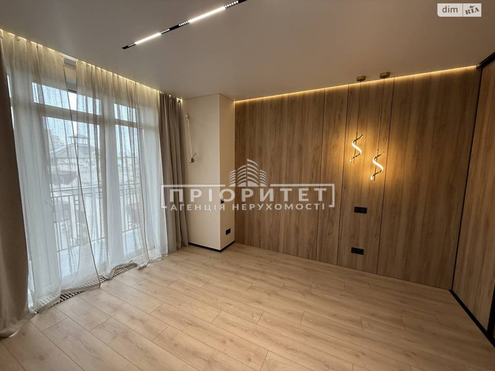 Продаж трикімнатної квартири в Одесі, на просп. Шевченка, район Приморський фото 1