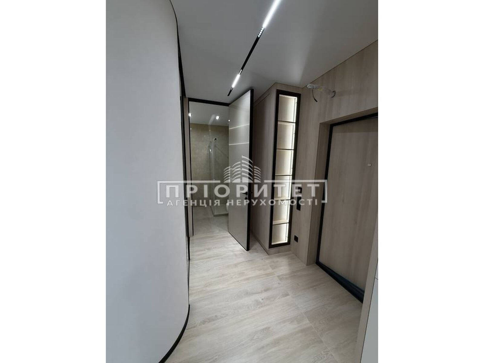 Продаж трикімнатної квартири в Одесі, на просп. Шевченка, район Приморський фото 1