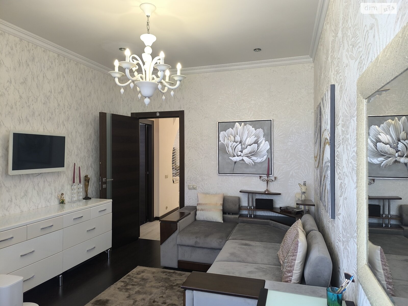 Продаж трикімнатної квартири в Одесі, на просп. Шевченка 12/2, район Приморський фото 1