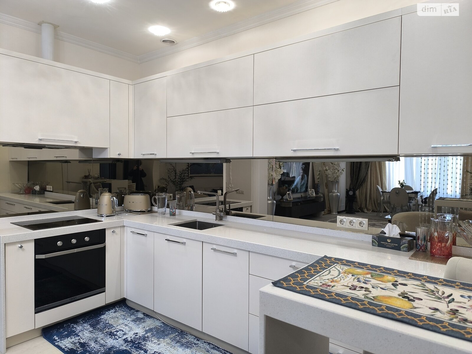 Продаж трикімнатної квартири в Одесі, на просп. Шевченка 12/2, район Приморський фото 1