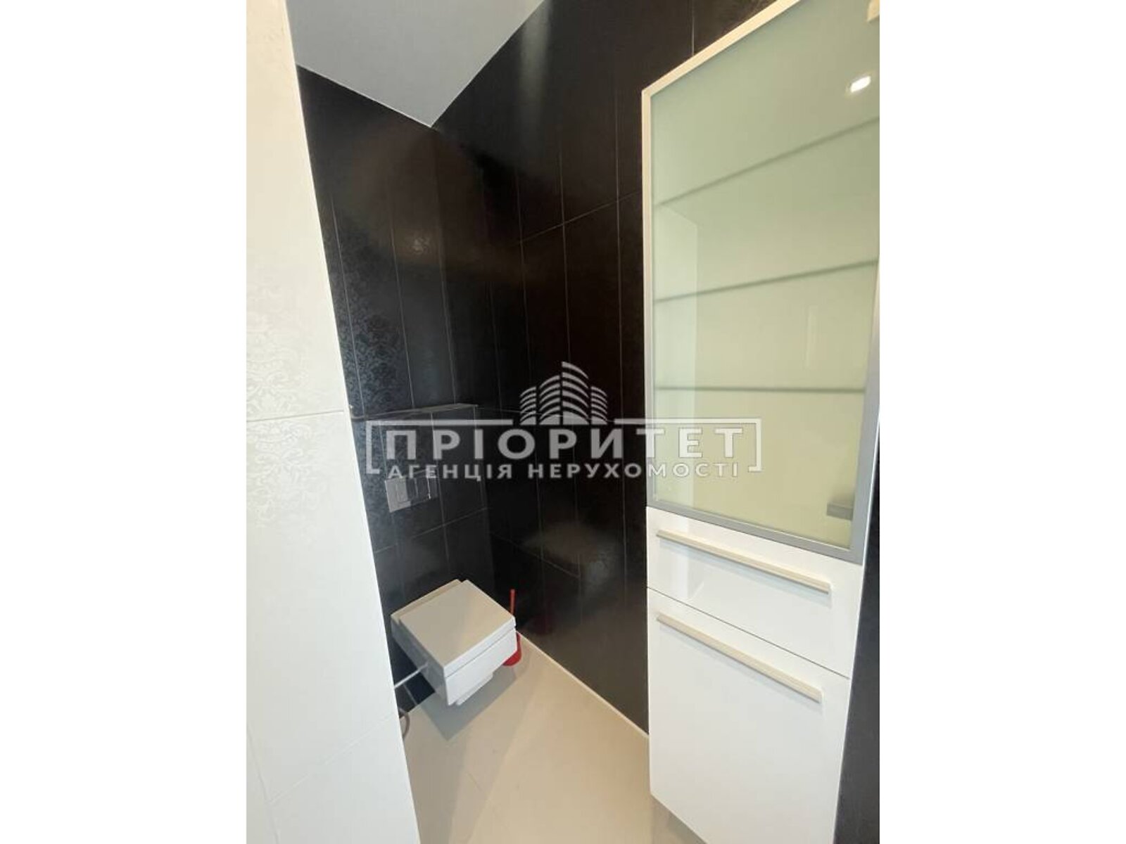 Продаж двокімнатної квартири в Одесі, на просп. Шевченка, район Приморський фото 1