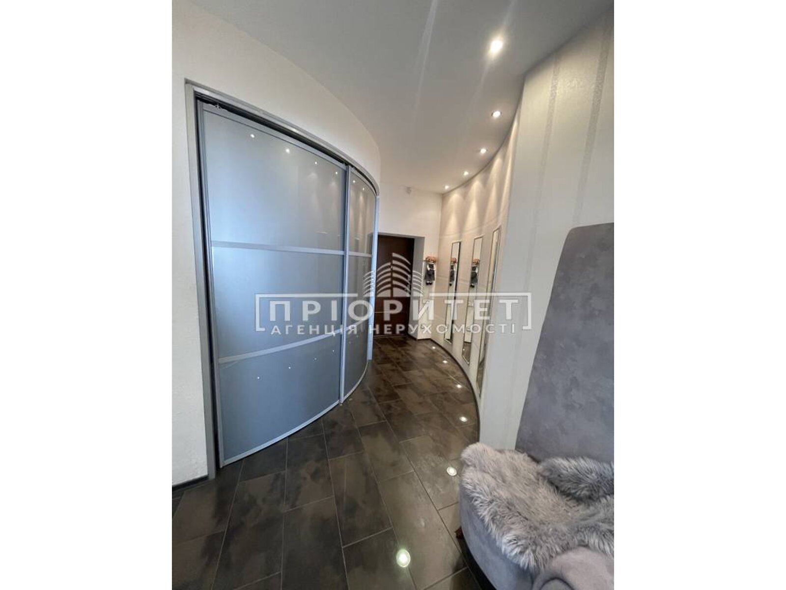 Продаж двокімнатної квартири в Одесі, на просп. Шевченка, район Приморський фото 1