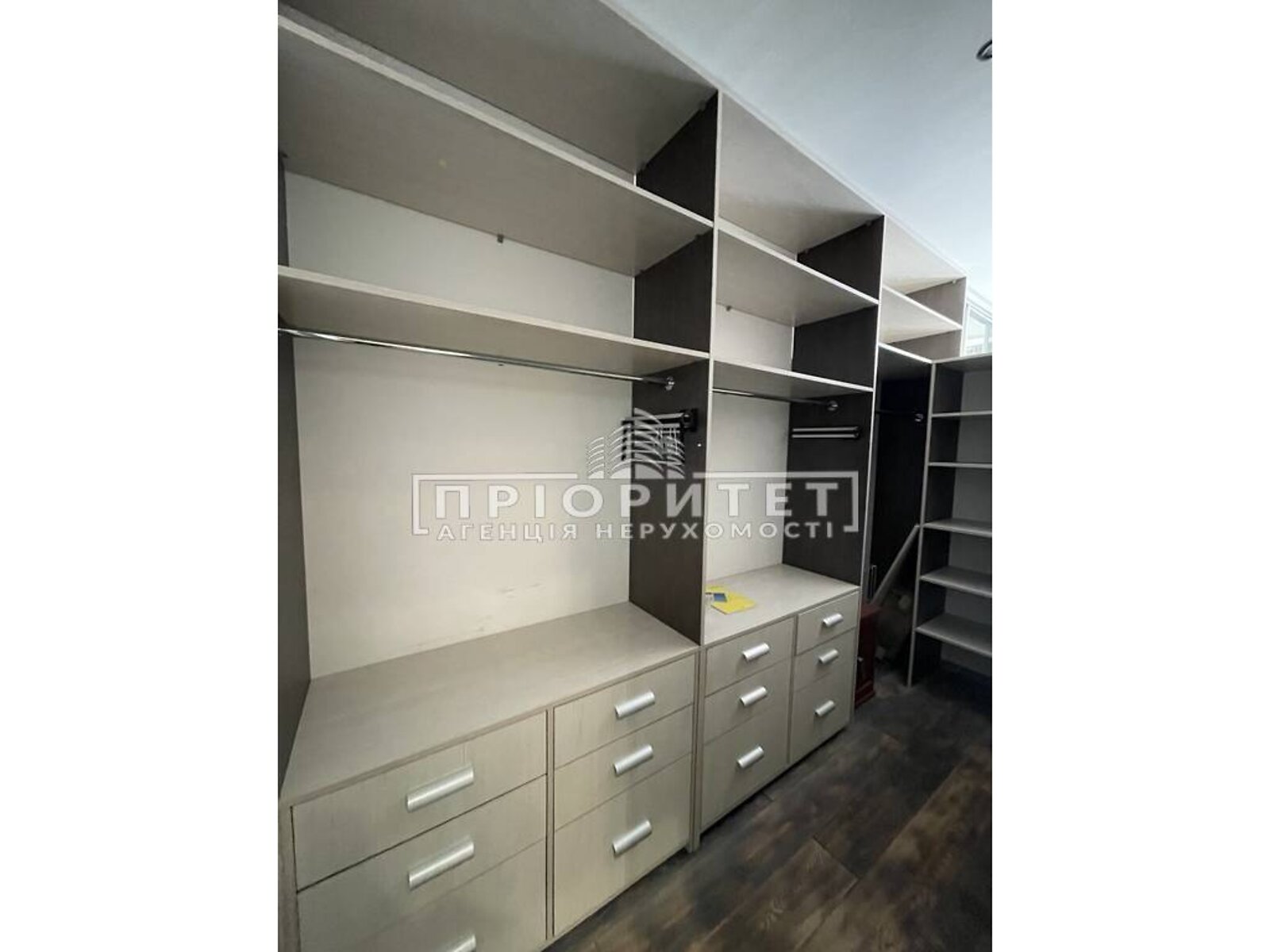 Продаж двокімнатної квартири в Одесі, на просп. Шевченка, район Приморський фото 1