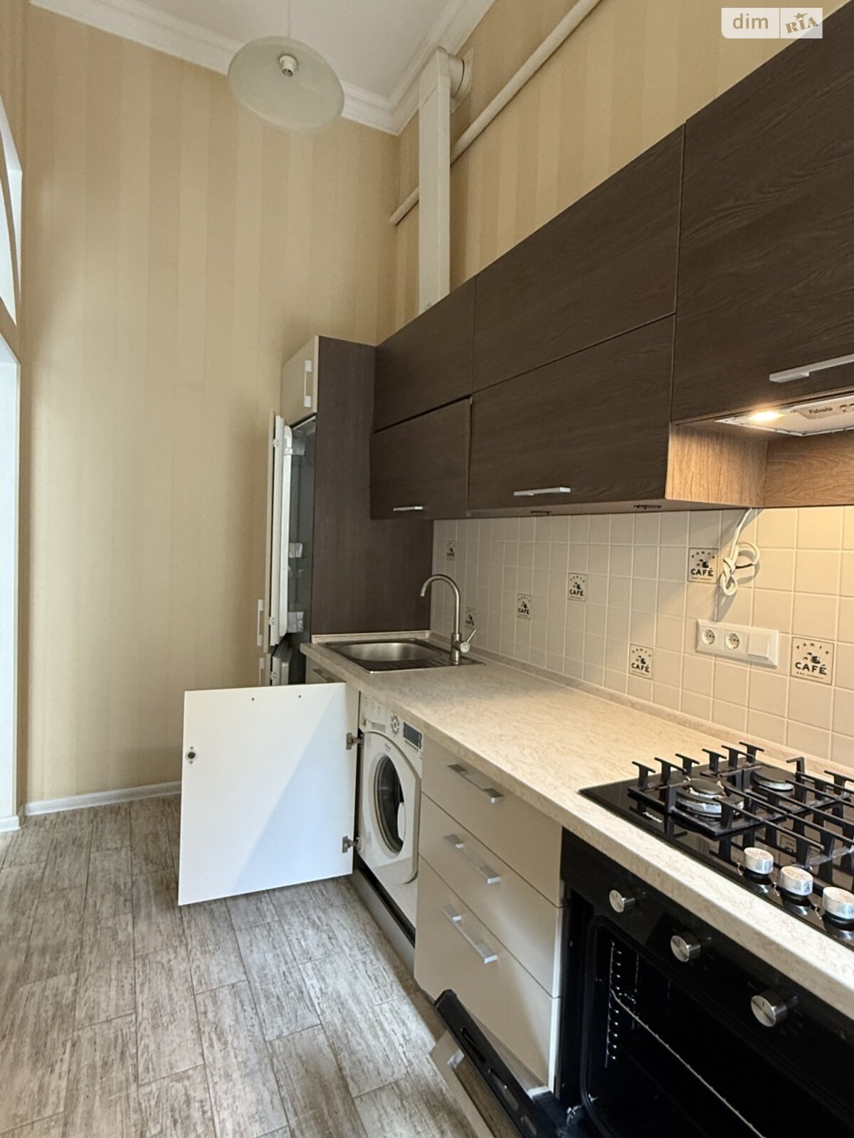 Продажа однокомнатной квартиры в Одессе, на просп. Шевченко 8В, район Приморский фото 1 Продажа однокомнатной квартиры в Одессе, на просп. Шевченко 8В, район Приморский фото 1