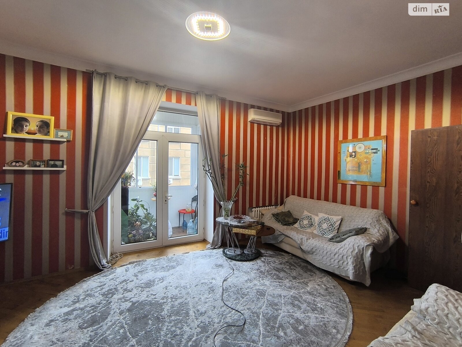 Продаж трикімнатної квартири в Одесі, на просп. Шевченка, район Приморський фото 1