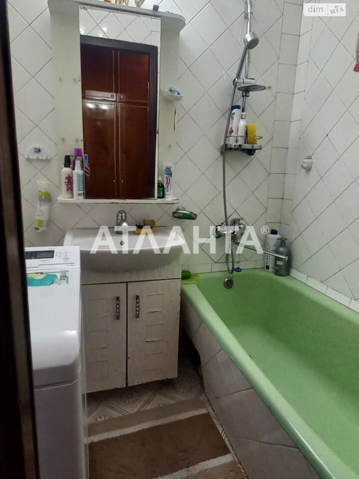 Продаж трикімнатної квартири в Одесі, на вул. Скидановська, район Приморський фото 1 Продаж трикімнатної квартири в Одесі, на вул. Скидановська, район Приморський фото 1