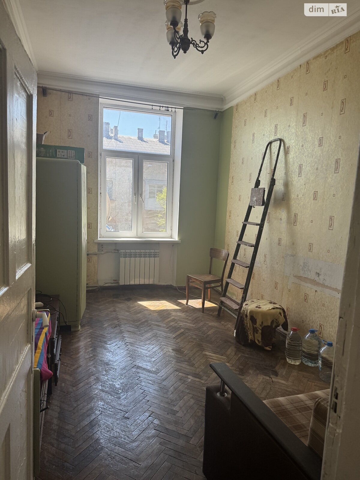Продажа трехкомнатной квартиры в Одессе, на пл. Соборная 1, район Приморский фото 1 Продажа трехкомнатной квартиры в Одессе, на пл. Соборная 1, район Приморский фото 1
