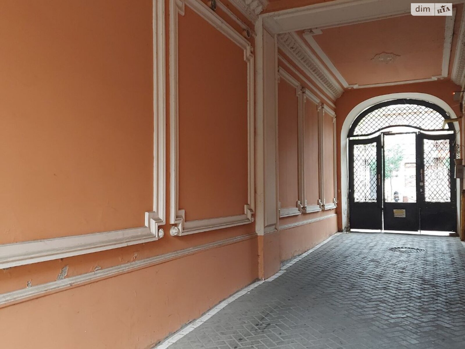 Продажа двухкомнатной квартиры в Одессе, на ул. Софиевская 9, район Приморский фото 1 Продажа двухкомнатной квартиры в Одессе, на ул. Софиевская 9, район Приморский фото 1