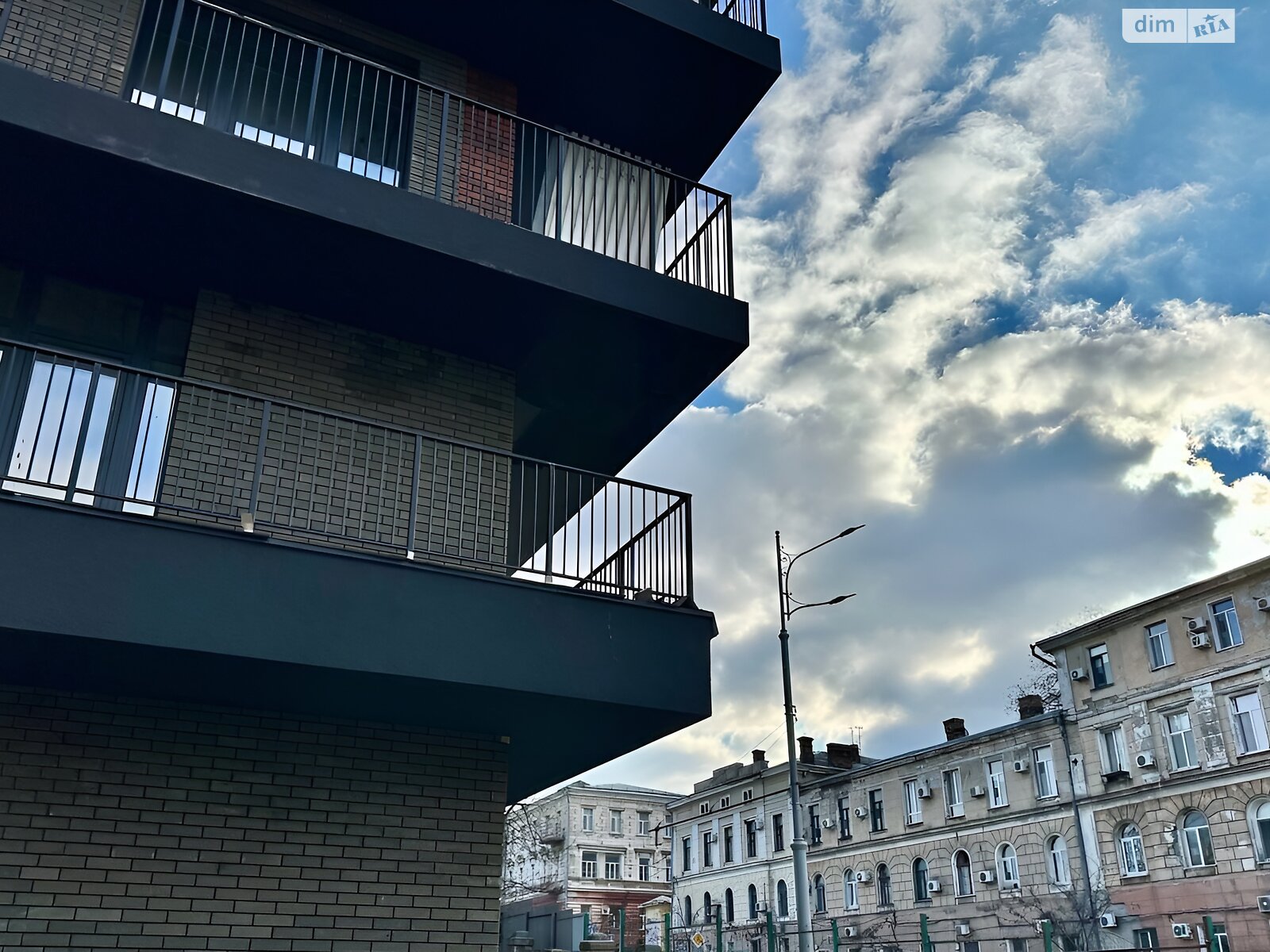 Продажа двухкомнатной квартиры в Одессе, на ул. Софиевская 1А, район Приморский фото 1 Продажа двухкомнатной квартиры в Одессе, на ул. Софиевская 1А, район Приморский фото 1