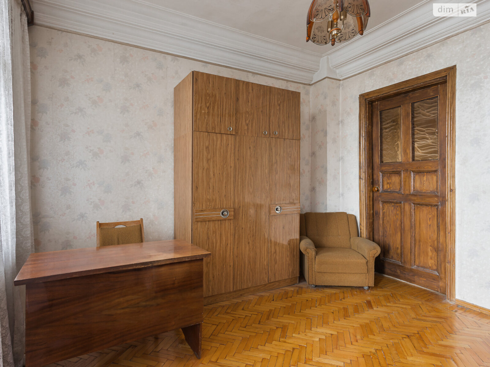Продажа четырехкомнатной квартиры в Одессе, на ул. Софиевская, район Приморский фото 1 Продажа четырехкомнатной квартиры в Одессе, на ул. Софиевская, район Приморский фото 1