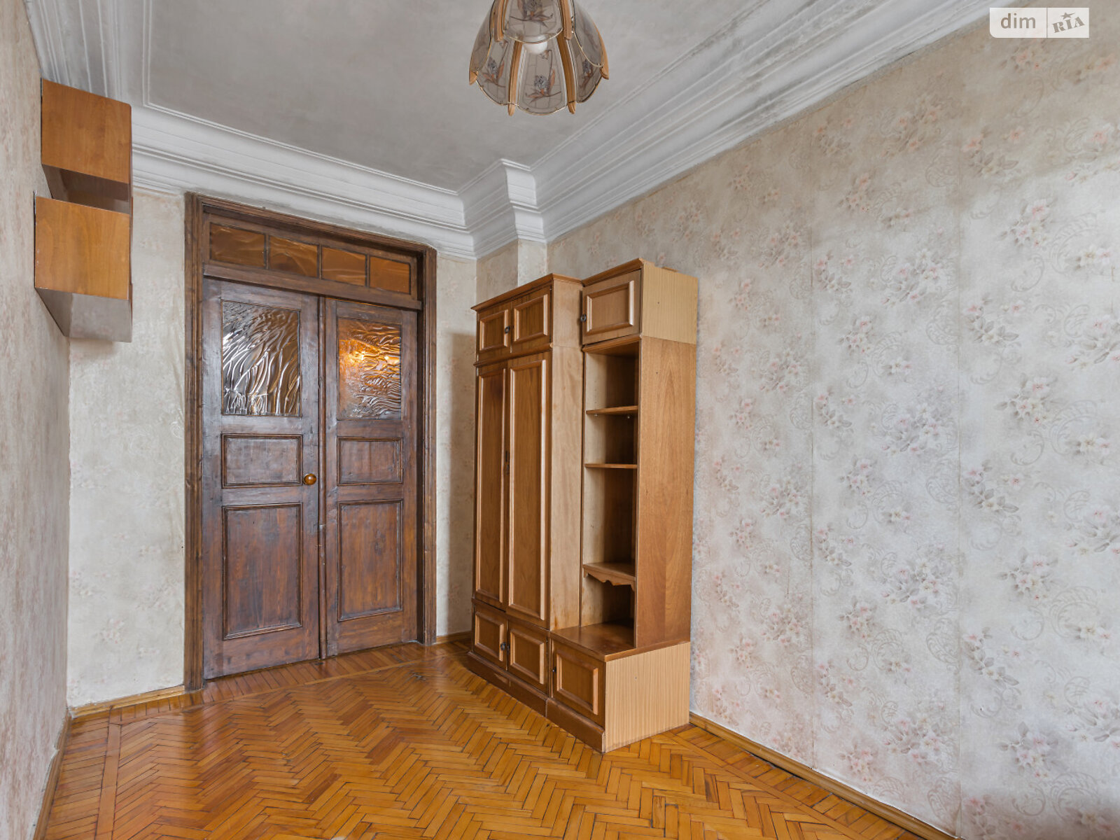 Продажа четырехкомнатной квартиры в Одессе, на ул. Софиевская, район Приморский фото 1 Продажа четырехкомнатной квартиры в Одессе, на ул. Софиевская, район Приморский фото 1