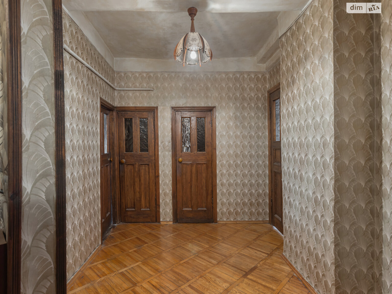 Продажа четырехкомнатной квартиры в Одессе, на ул. Софиевская, район Приморский фото 1 Продажа четырехкомнатной квартиры в Одессе, на ул. Софиевская, район Приморский фото 1