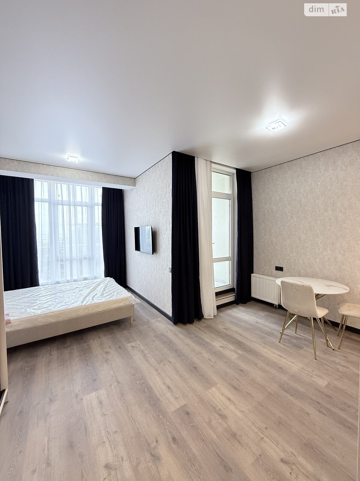 Продажа однокомнатной квартиры в Одессе, на ул. Софиевская, район Приморский фото 1 Продажа однокомнатной квартиры в Одессе, на ул. Софиевская, район Приморский фото 1