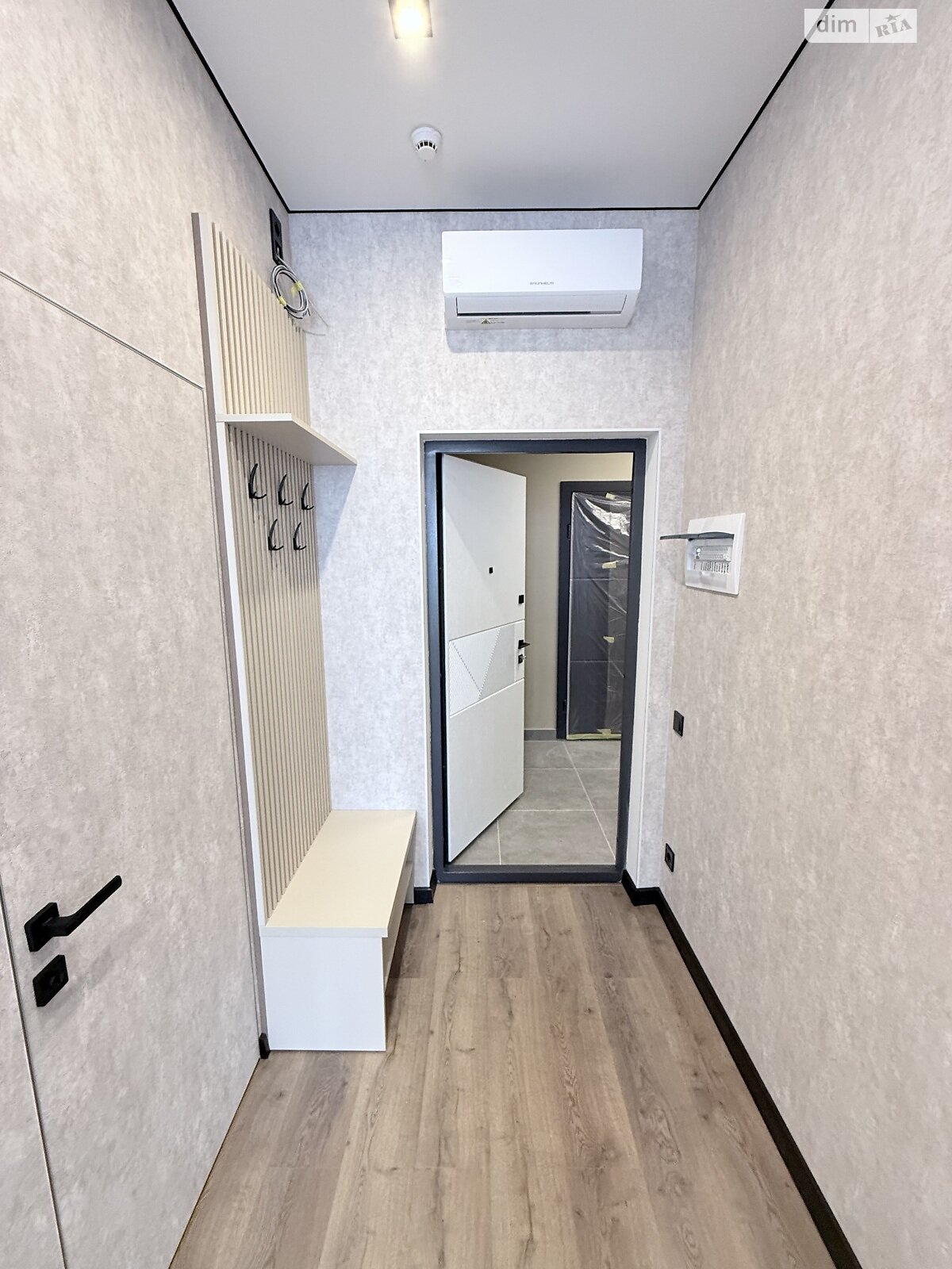 Продажа однокомнатной квартиры в Одессе, на ул. Софиевская, район Приморский фото 1 Продажа однокомнатной квартиры в Одессе, на ул. Софиевская, район Приморский фото 1