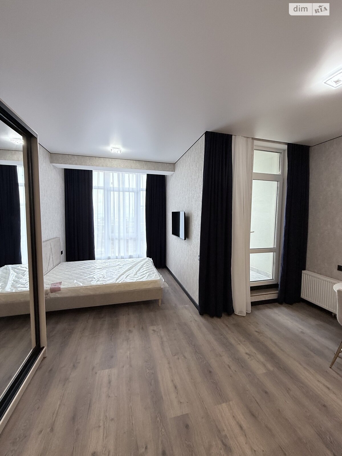 Продажа однокомнатной квартиры в Одессе, на ул. Софиевская, район Приморский фото 1 Продажа однокомнатной квартиры в Одессе, на ул. Софиевская, район Приморский фото 1