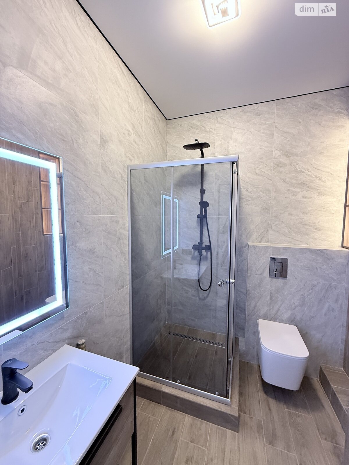 Продажа однокомнатной квартиры в Одессе, на ул. Софиевская, район Приморский фото 1 Продажа однокомнатной квартиры в Одессе, на ул. Софиевская, район Приморский фото 1