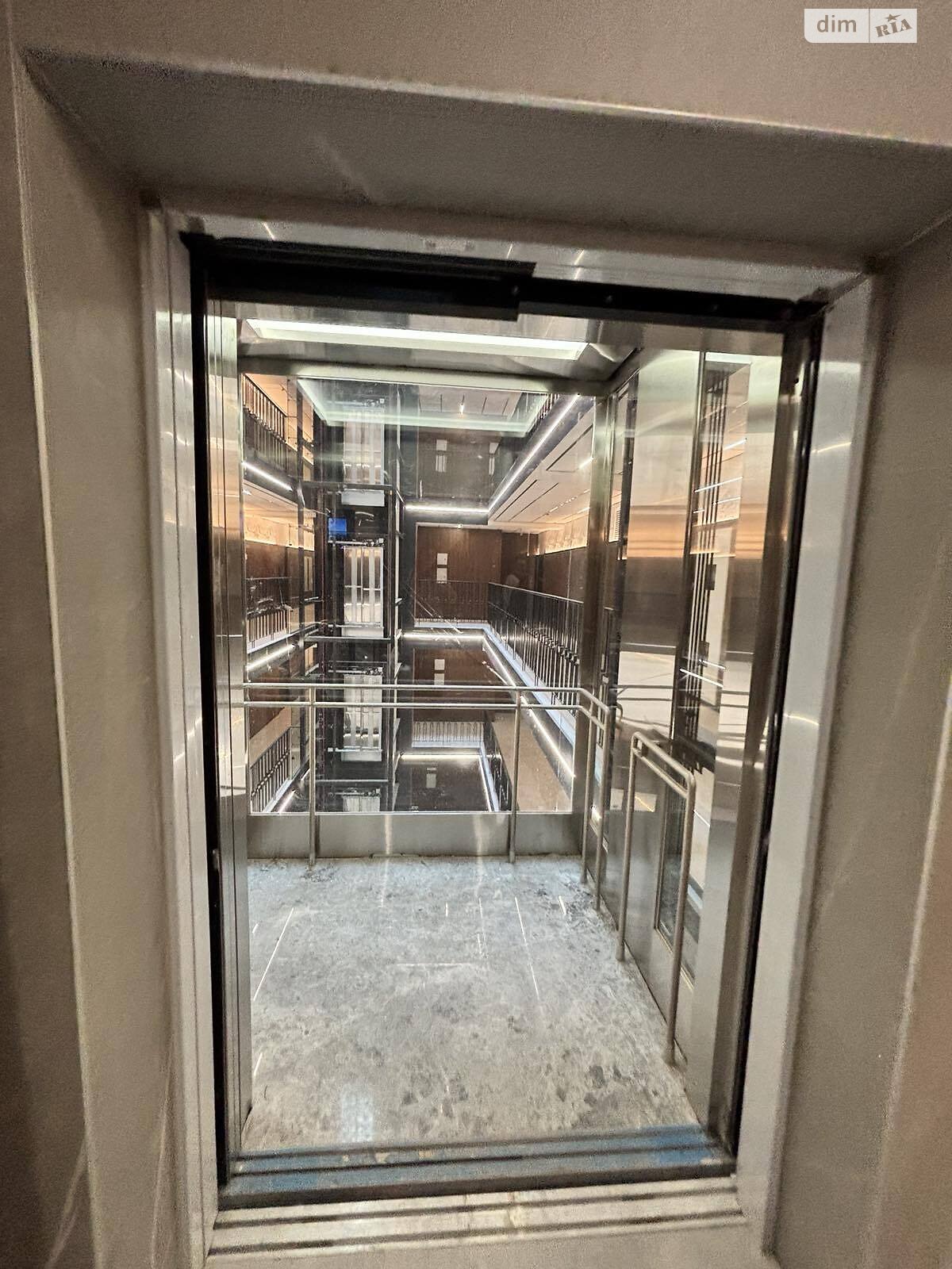 Продажа двухкомнатной квартиры в Одессе, на ул. Софиевская, район Приморский фото 1 Продажа двухкомнатной квартиры в Одессе, на ул. Софиевская, район Приморский фото 1