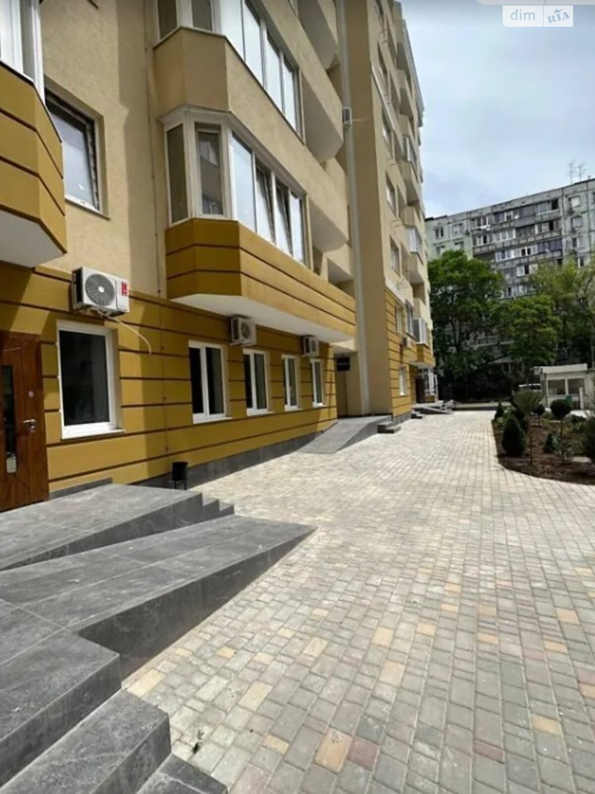 Продажа трехкомнатной квартиры в Одессе, на ул. Солнечная, район Приморский фото 1