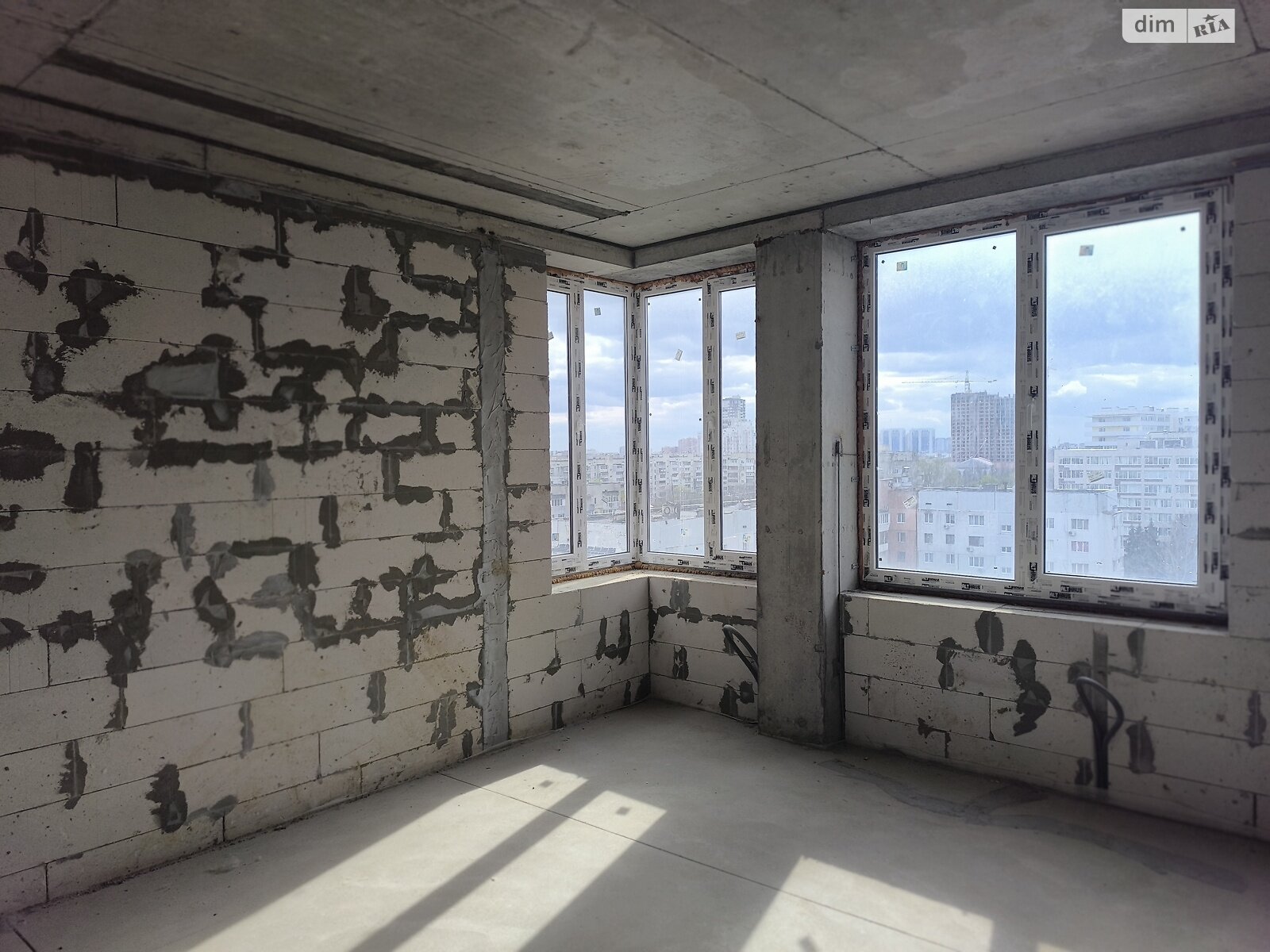 Продажа однокомнатной квартиры в Одессе, на ул. Солнечная 4, район Приморский фото 1 Продажа однокомнатной квартиры в Одессе, на ул. Солнечная 4, район Приморский фото 1