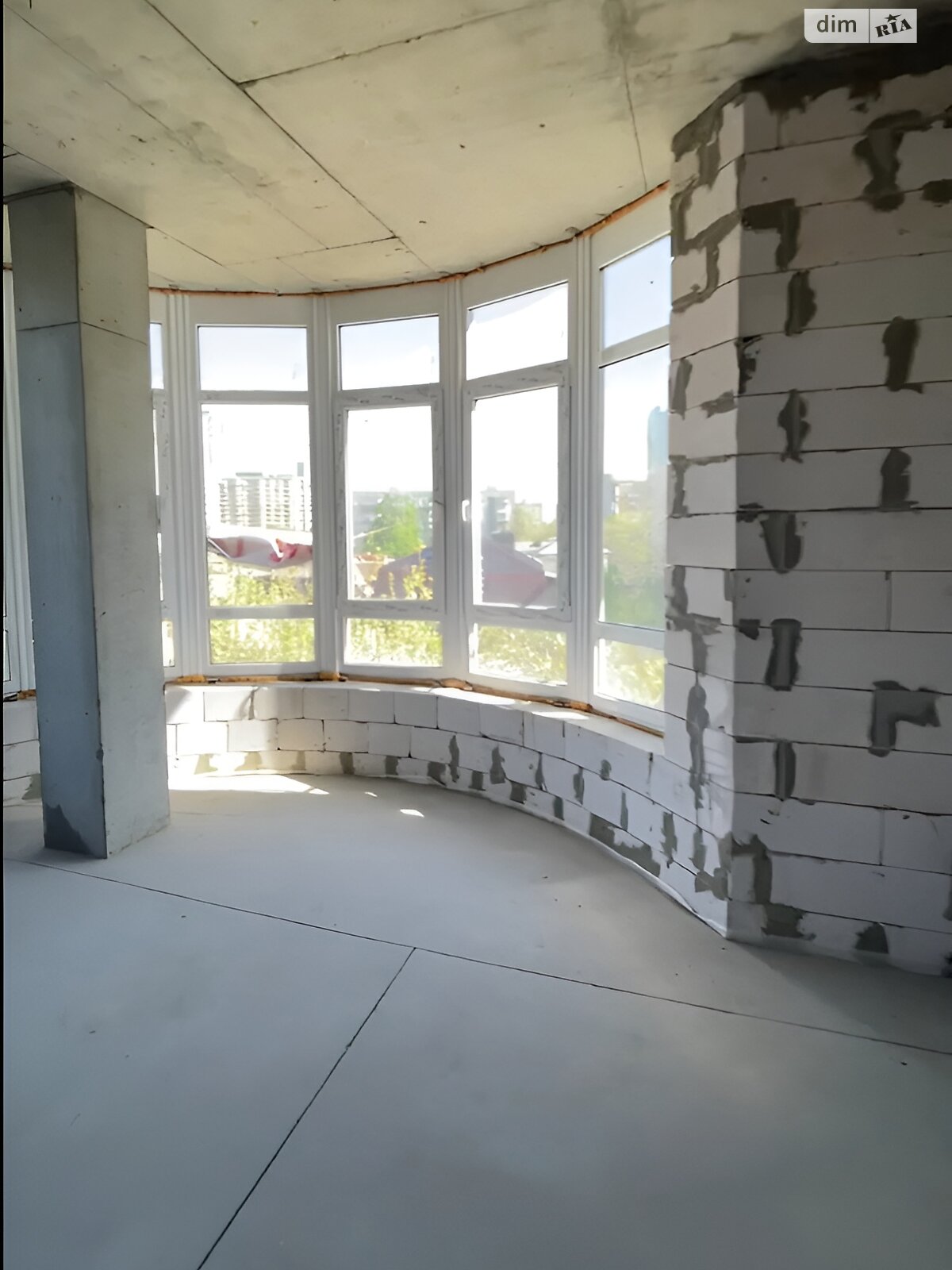 Продажа трехкомнатной квартиры в Одессе, на ул. Солнечная 4, район Приморский фото 1 Продажа трехкомнатной квартиры в Одессе, на ул. Солнечная 4, район Приморский фото 1