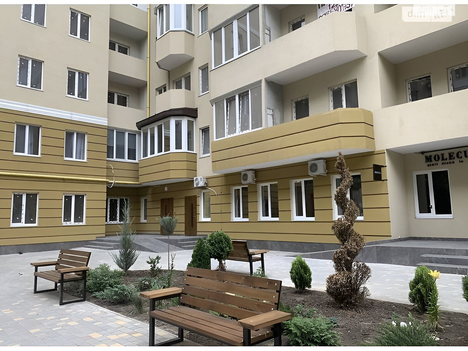 Продажа однокомнатной квартиры в Одессе, на ул. Солнечная 4, район Приморский фото 1 Продажа однокомнатной квартиры в Одессе, на ул. Солнечная 4, район Приморский фото 1