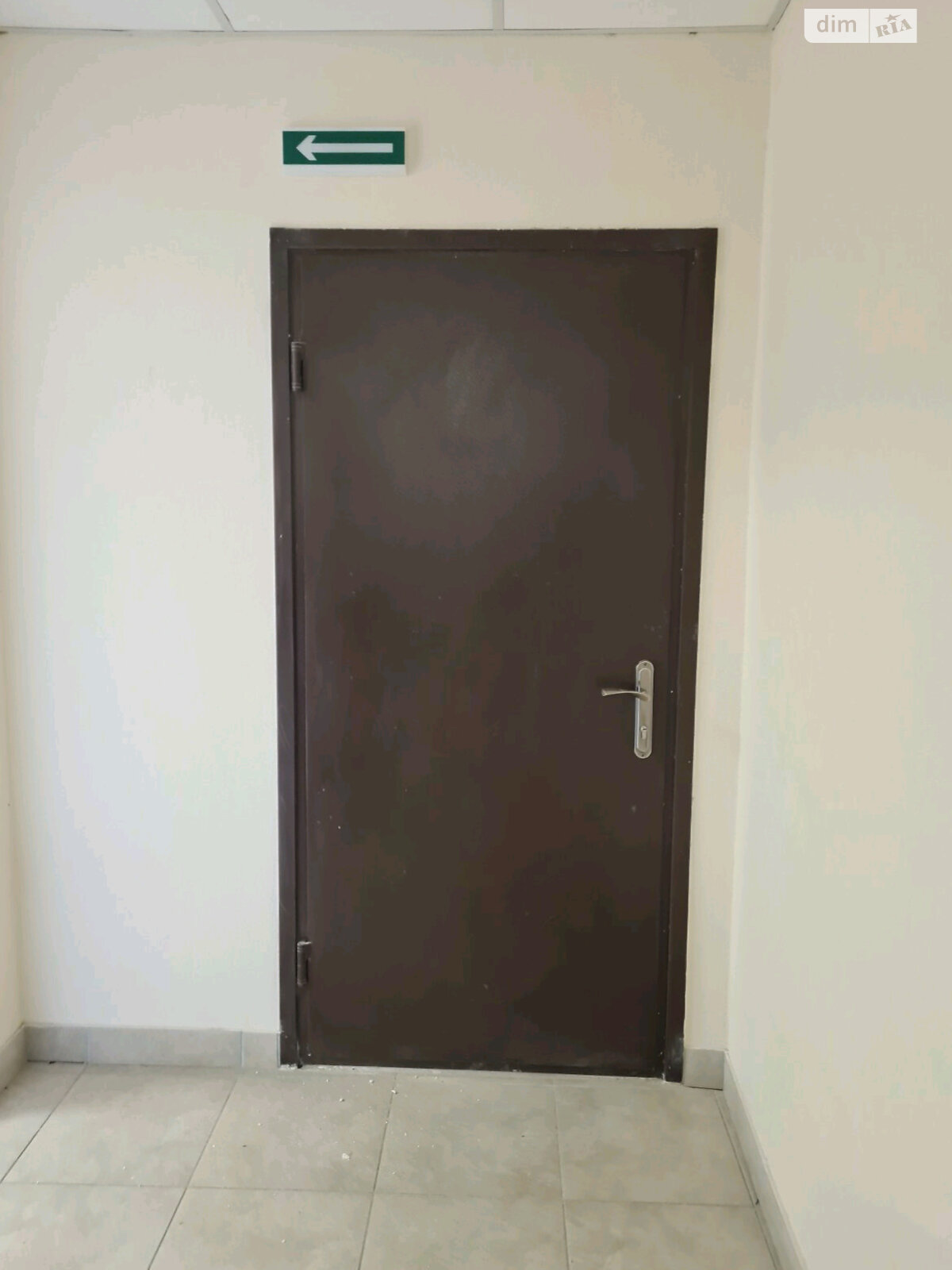 Продаж однокімнатної квартири в Одесі, на вул. Сонячна 4, кв. 37, район Приморський фото 1 Продаж однокімнатної квартири в Одесі, на вул. Сонячна 4, кв. 37, район Приморський фото 1