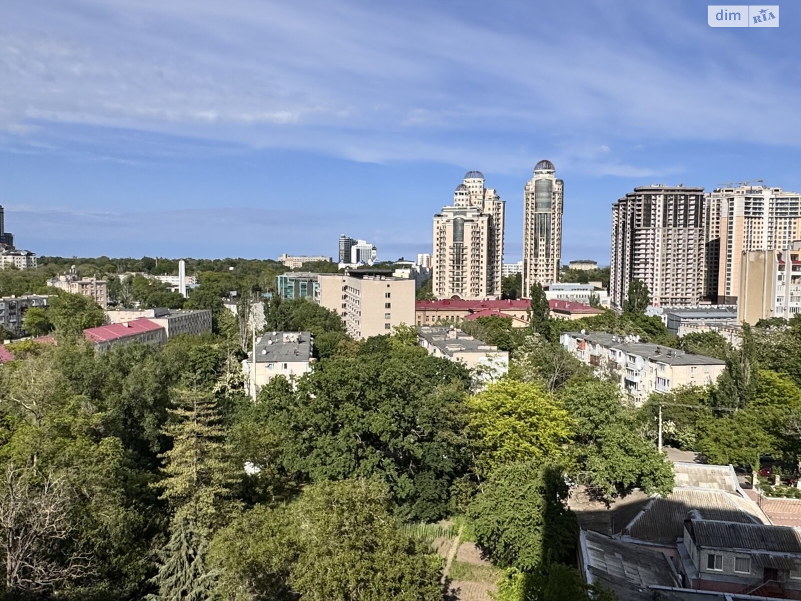 Продажа однокомнатной квартиры в Одессе, на ул. Солнечная 4Б, район Приморский фото 1 Продажа однокомнатной квартиры в Одессе, на ул. Солнечная 4Б, район Приморский фото 1