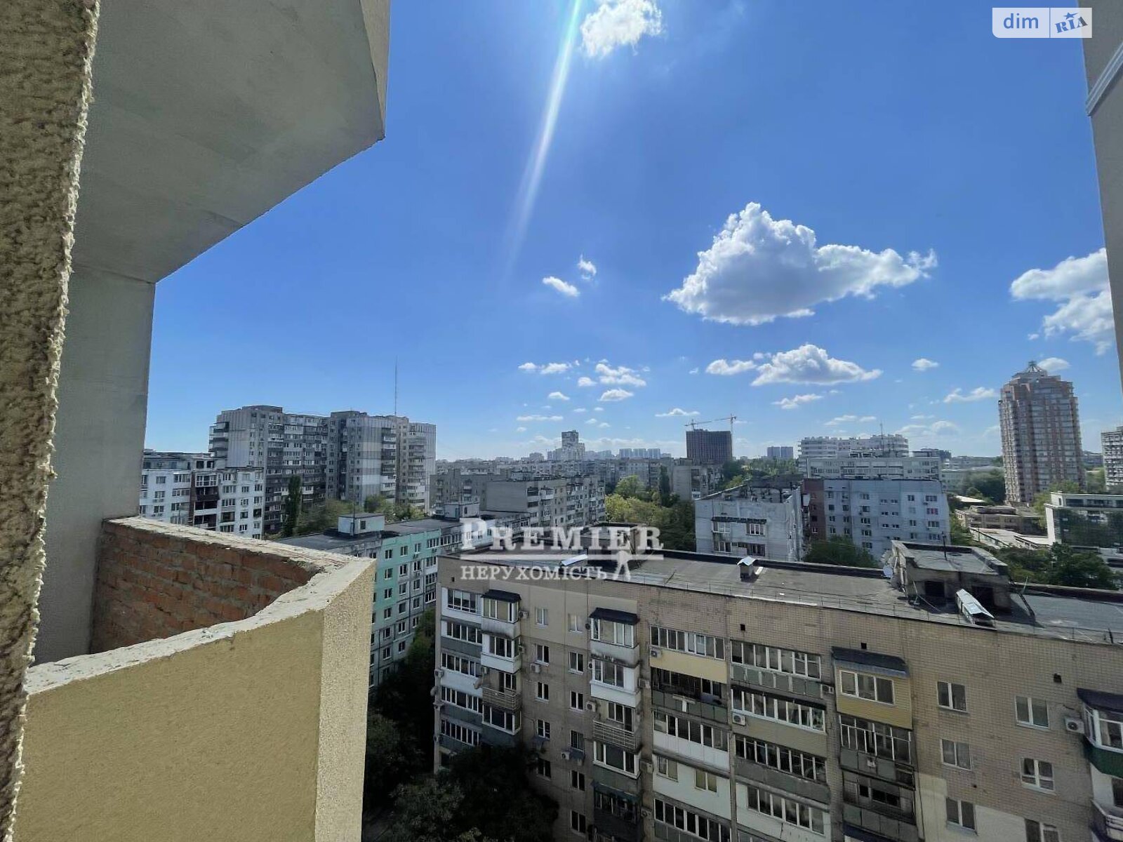 Продажа трехкомнатной квартиры в Одессе, на ул. Солнечная, район Приморский фото 1 Продажа трехкомнатной квартиры в Одессе, на ул. Солнечная, район Приморский фото 1