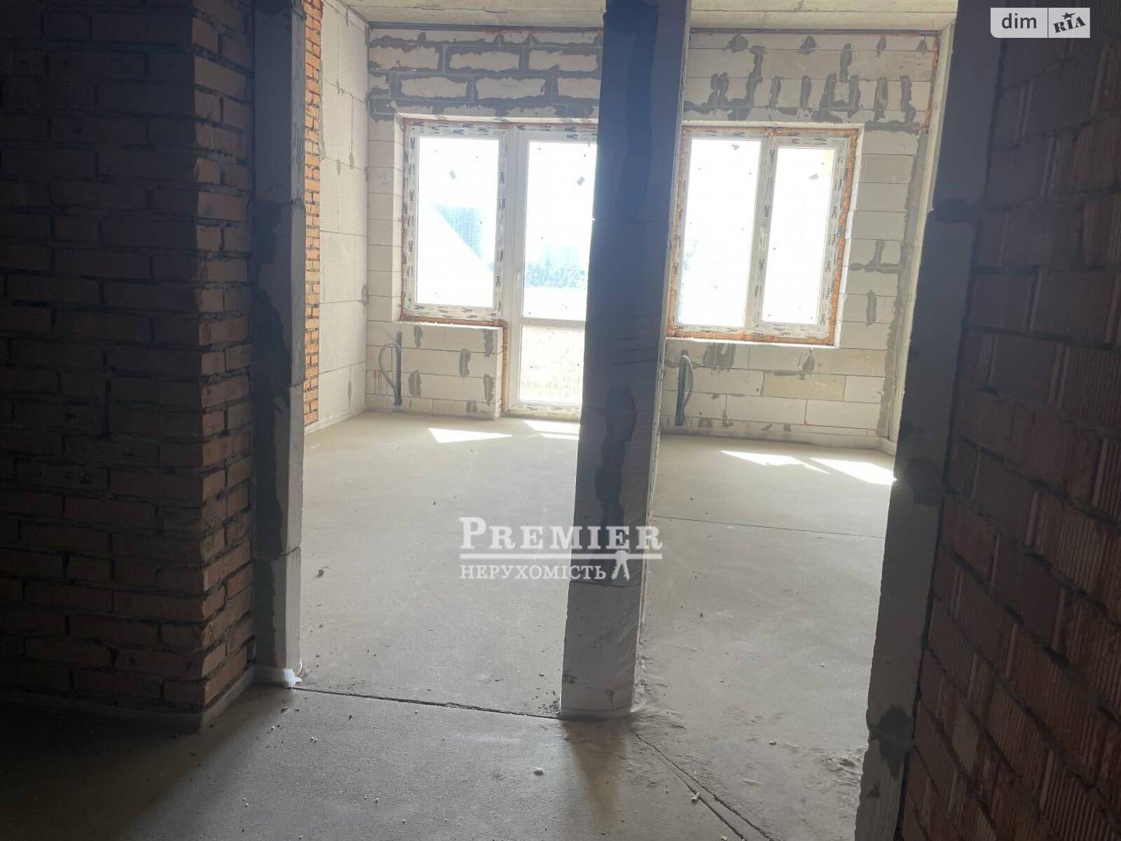 Продажа трехкомнатной квартиры в Одессе, на ул. Солнечная, район Приморский фото 1 Продажа трехкомнатной квартиры в Одессе, на ул. Солнечная, район Приморский фото 1