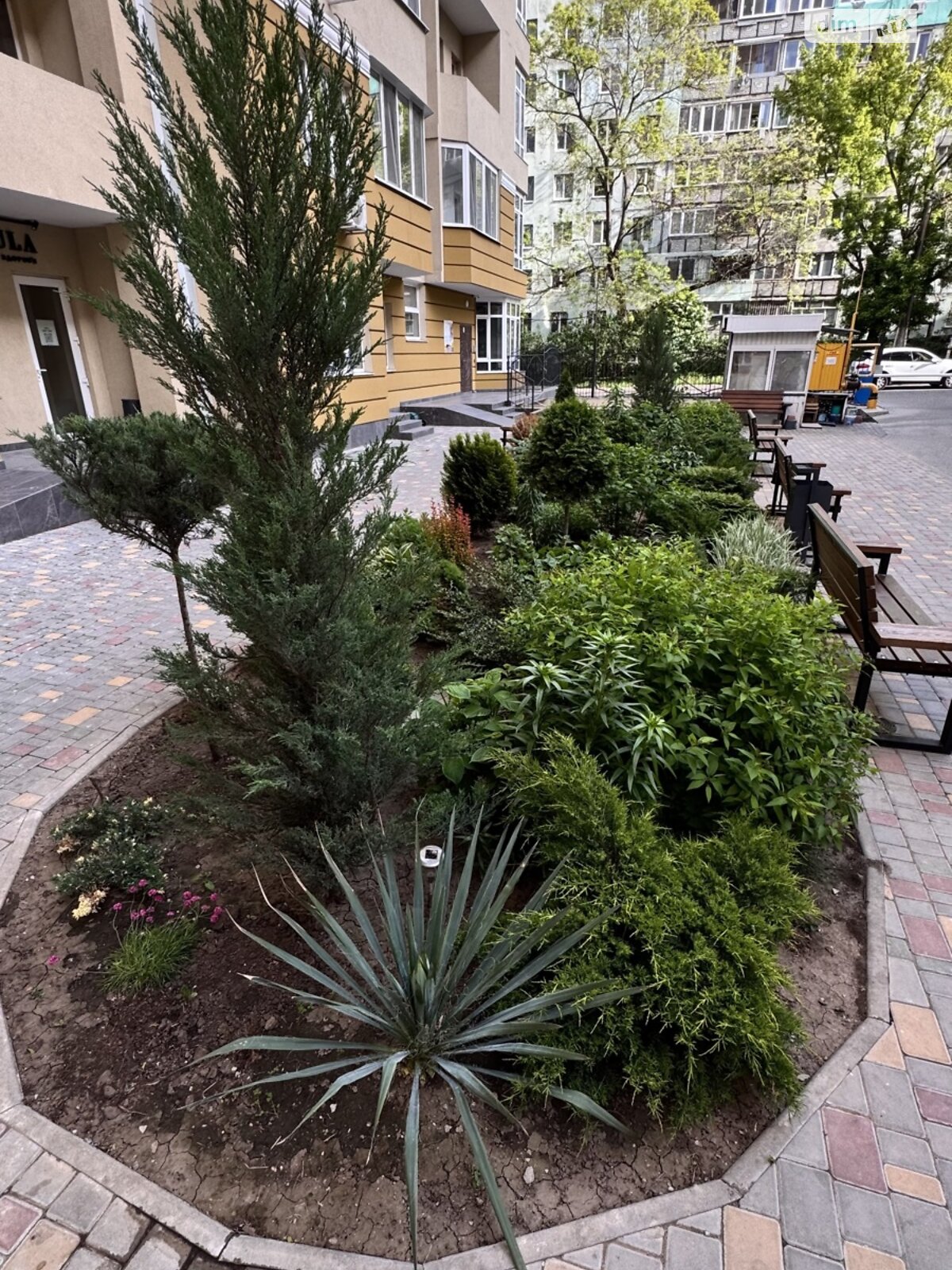 Продажа трехкомнатной квартиры в Одессе, на ул. Солнечная, район Приморский фото 1 Продажа трехкомнатной квартиры в Одессе, на ул. Солнечная, район Приморский фото 1