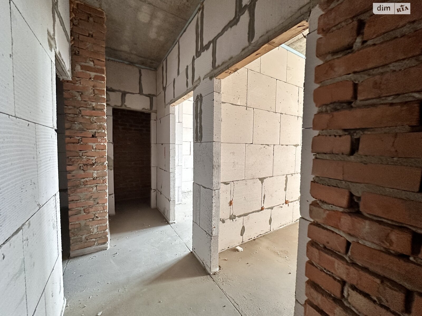 Продаж трикімнатної квартири в Одесі, на вул. Сонячна 4, район Приморський фото 1 Продаж трикімнатної квартири в Одесі, на вул. Сонячна 4, район Приморський фото 1