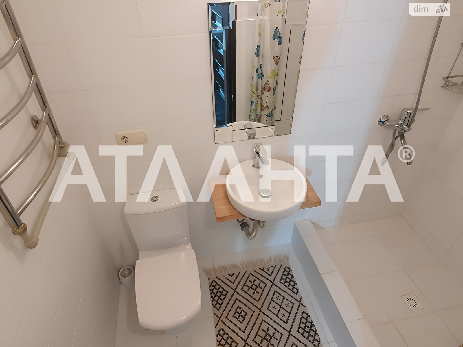 Продажа трехкомнатной квартиры в Одессе, на ул. Дегтярная, район Приморский фото 1 Продажа трехкомнатной квартиры в Одессе, на ул. Дегтярная, район Приморский фото 1