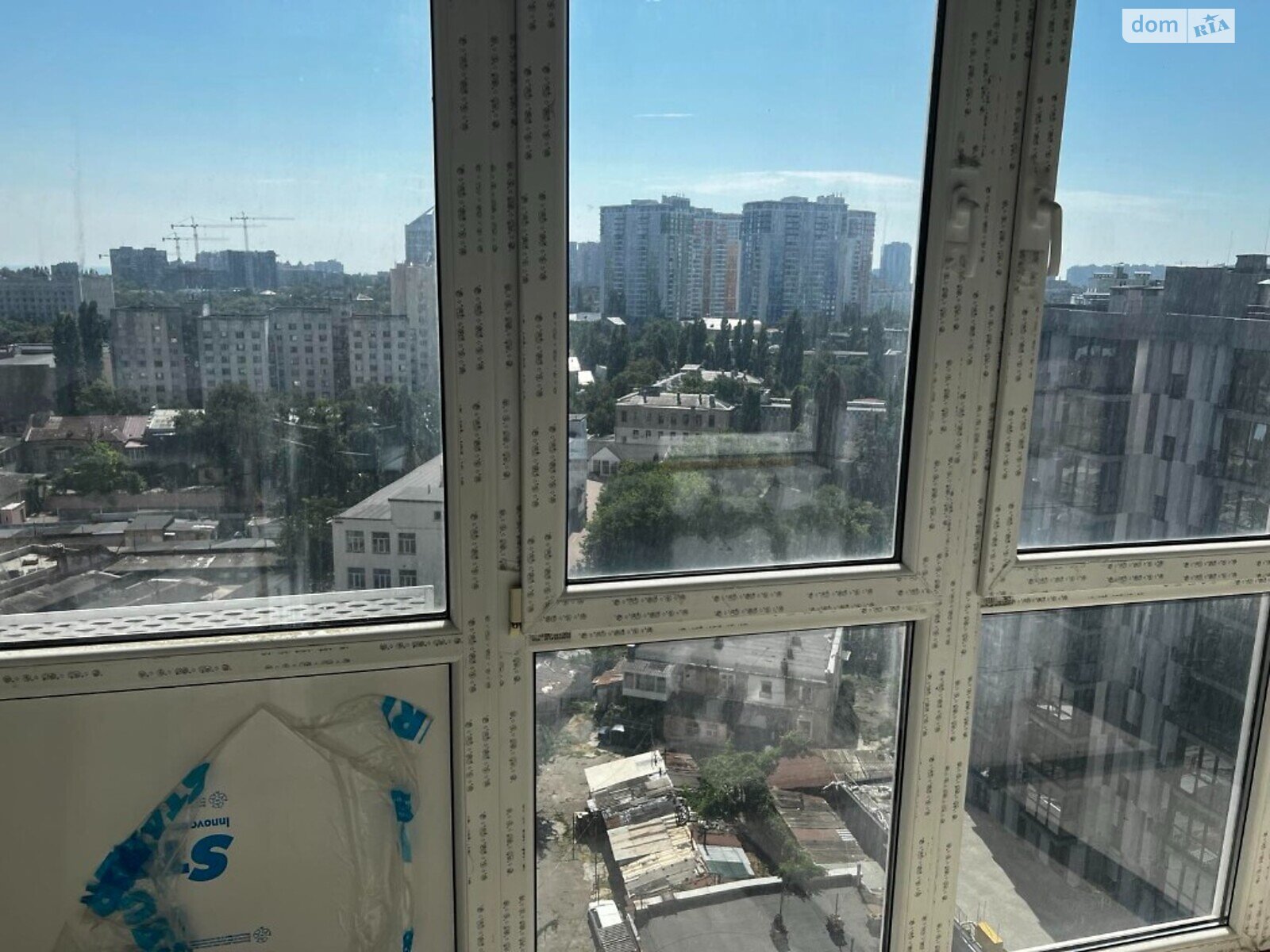 Продажа трехкомнатной квартиры в Одессе, на ул. Среднефонтанская, район Приморский фото 1