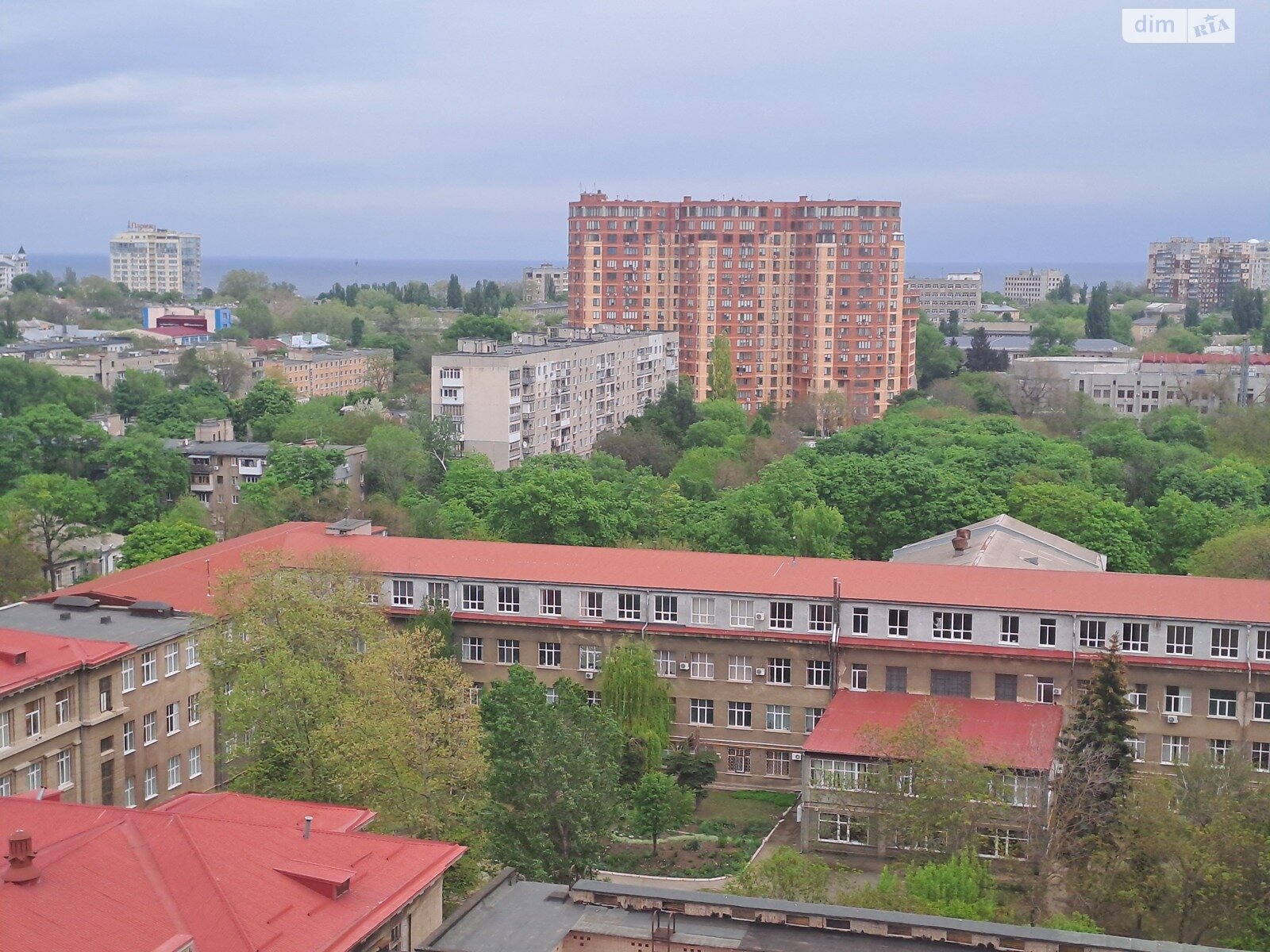 Продажа трехкомнатной квартиры в Одессе, на ул. Среднефонтанская 19Б, район Приморский фото 1