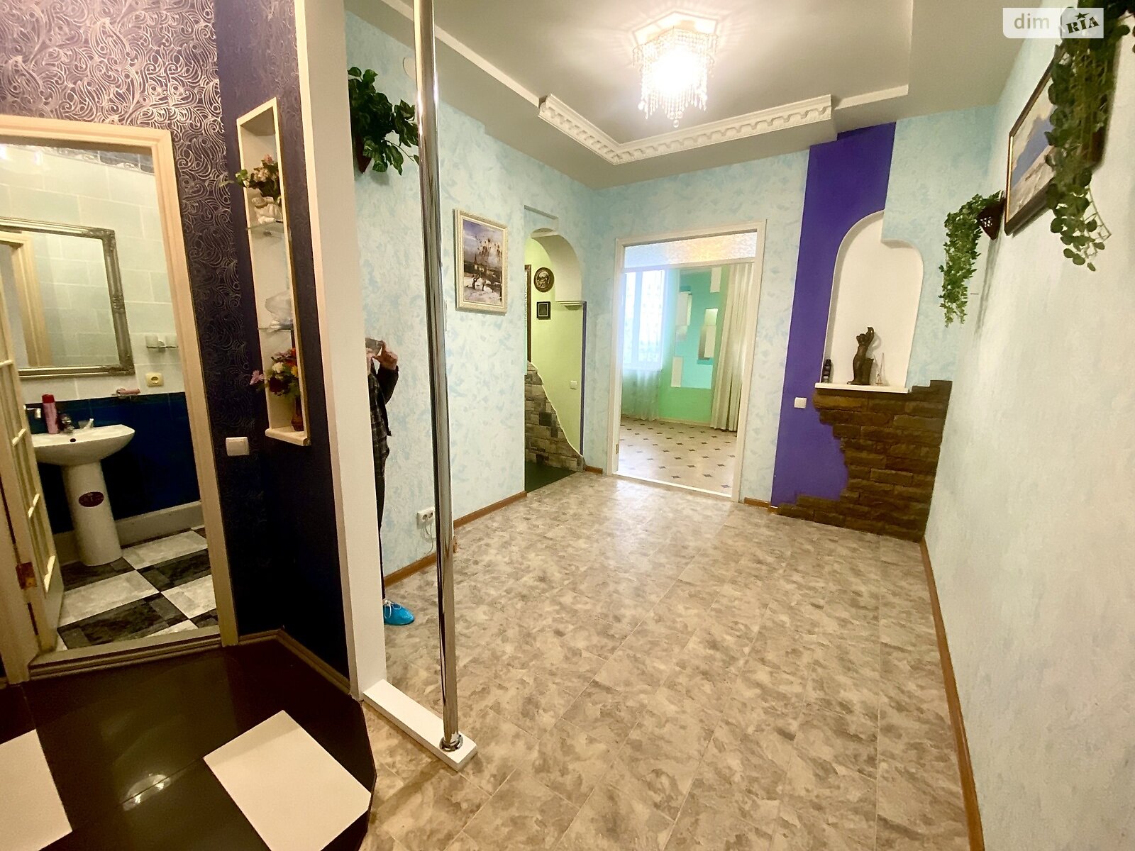 Продаж однокімнатної квартири в Одесі, на вул. Середньофонтанська, район Приморський фото 1 Продаж однокімнатної квартири в Одесі, на вул. Середньофонтанська, район Приморський фото 1