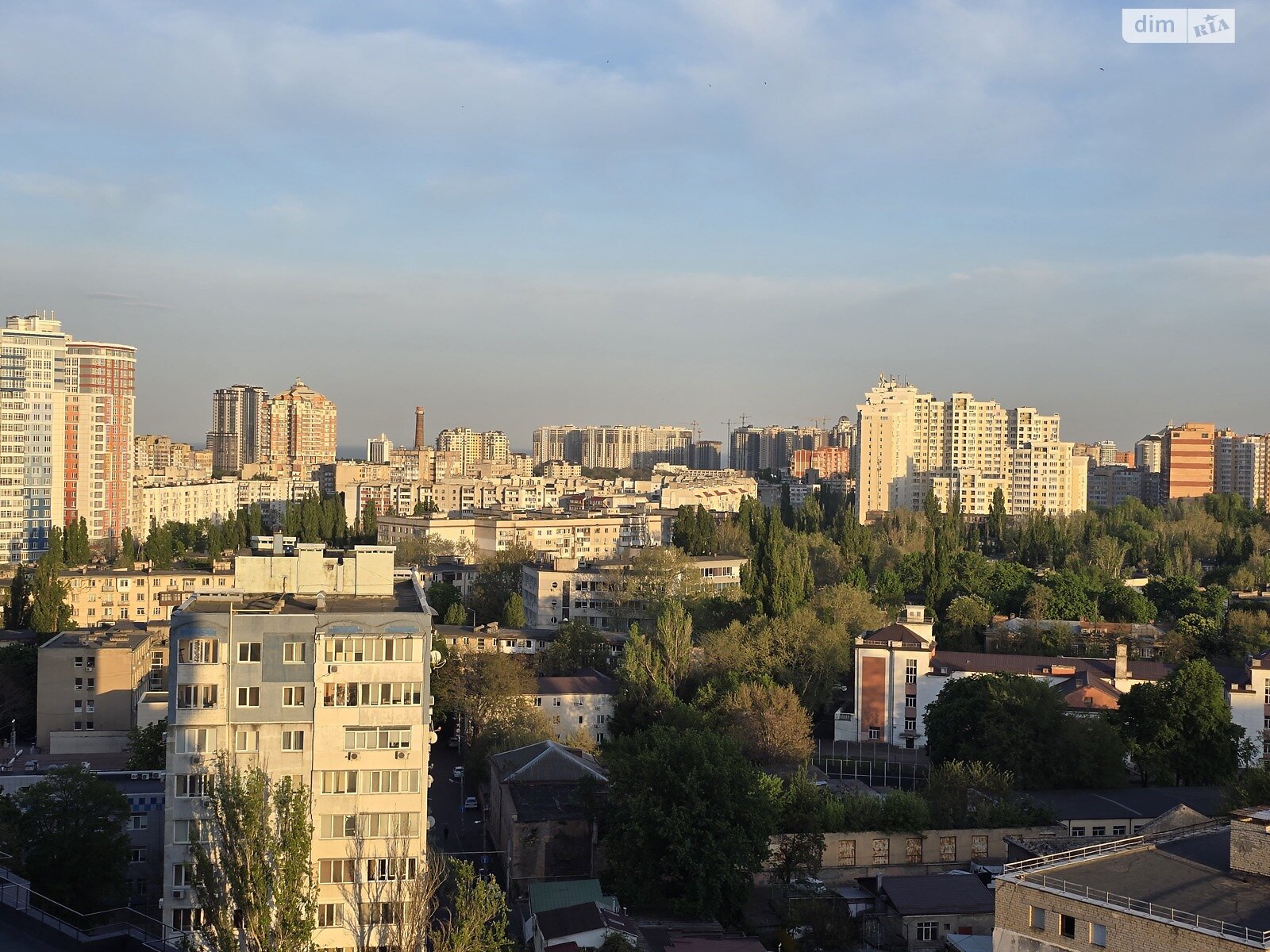 Продаж однокімнатної квартири в Одесі, на вул. Середньофонтанська 35, район Приморський фото 1 Продаж однокімнатної квартири в Одесі, на вул. Середньофонтанська 35, район Приморський фото 1