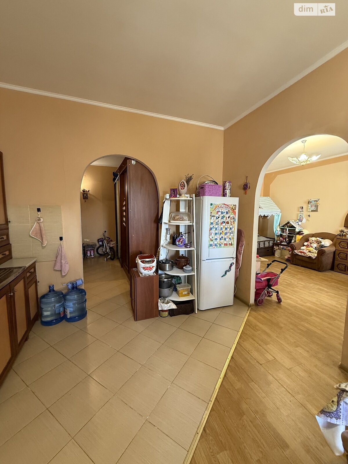 Продаж однокімнатної квартири в Одесі, на вул. Середньофонтанська 19В, район Приморський фото 1 Продаж однокімнатної квартири в Одесі, на вул. Середньофонтанська 19В, район Приморський фото 1