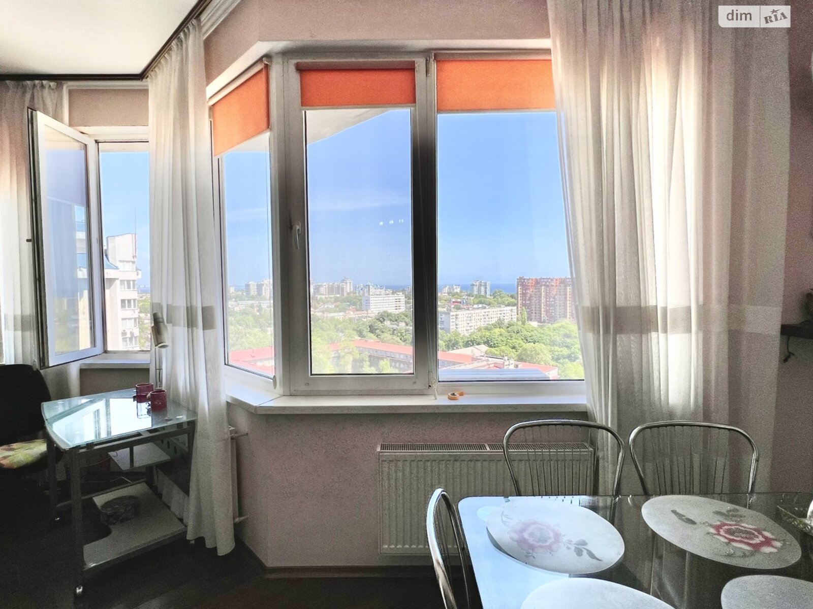 Продаж однокімнатної квартири в Одесі, на вул. Середньофонтанська 19В, район Приморський фото 1 Продаж однокімнатної квартири в Одесі, на вул. Середньофонтанська 19В, район Приморський фото 1