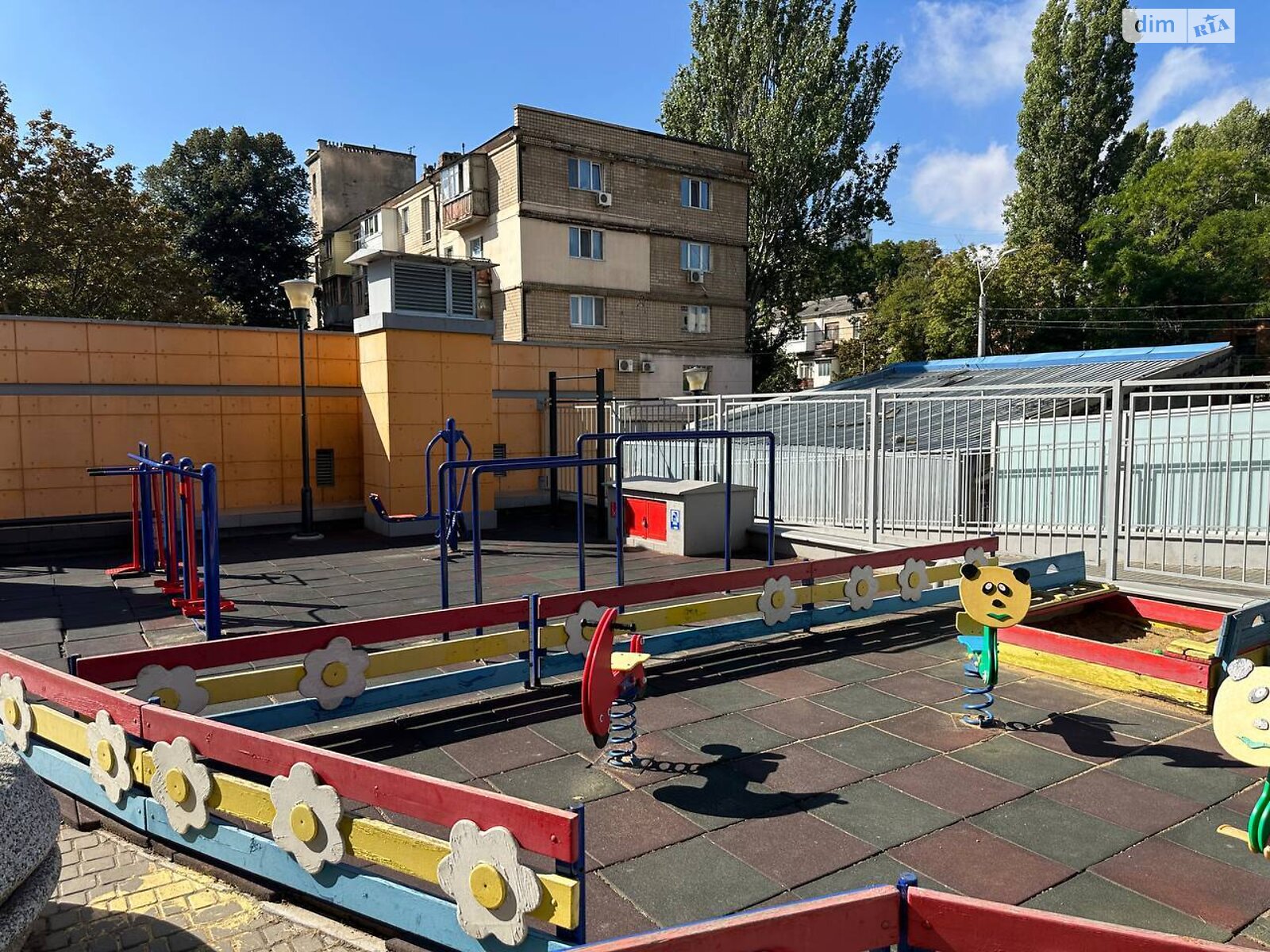 Продажа двухкомнатной квартиры в Одессе, на ул. Среднефонтанская 35 корпус 3, кв. 1, район Приморский фото 1 Продажа двухкомнатной квартиры в Одессе, на ул. Среднефонтанская 35 корпус 3, кв. 1, район Приморский фото 1