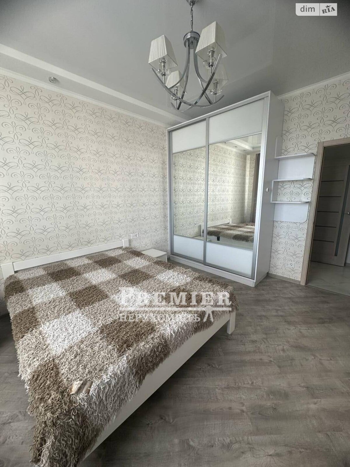 Продажа однокомнатной квартиры в Одессе, на ул. Среднефонтанская, район Приморский фото 1 Продажа однокомнатной квартиры в Одессе, на ул. Среднефонтанская, район Приморский фото 1