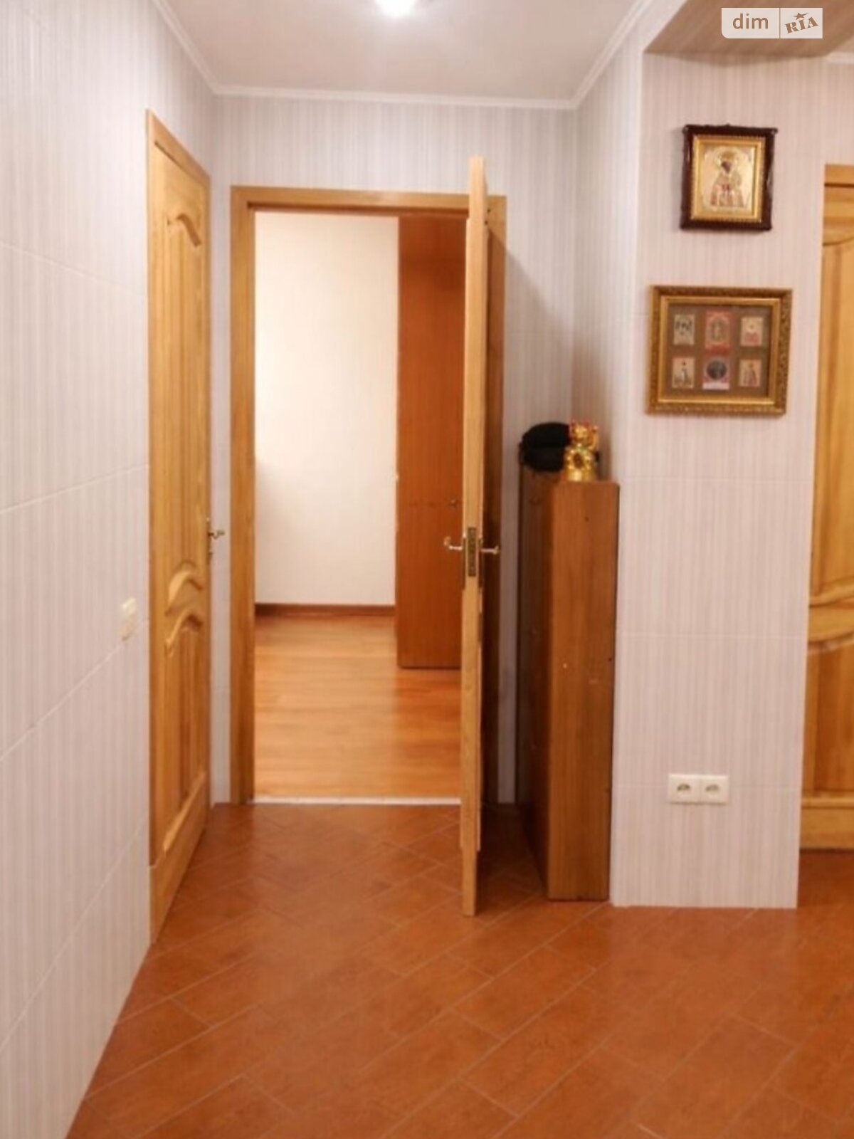 Продажа четырехкомнатной квартиры в Одессе, на ул. Средняя 7, район Приморский фото 1