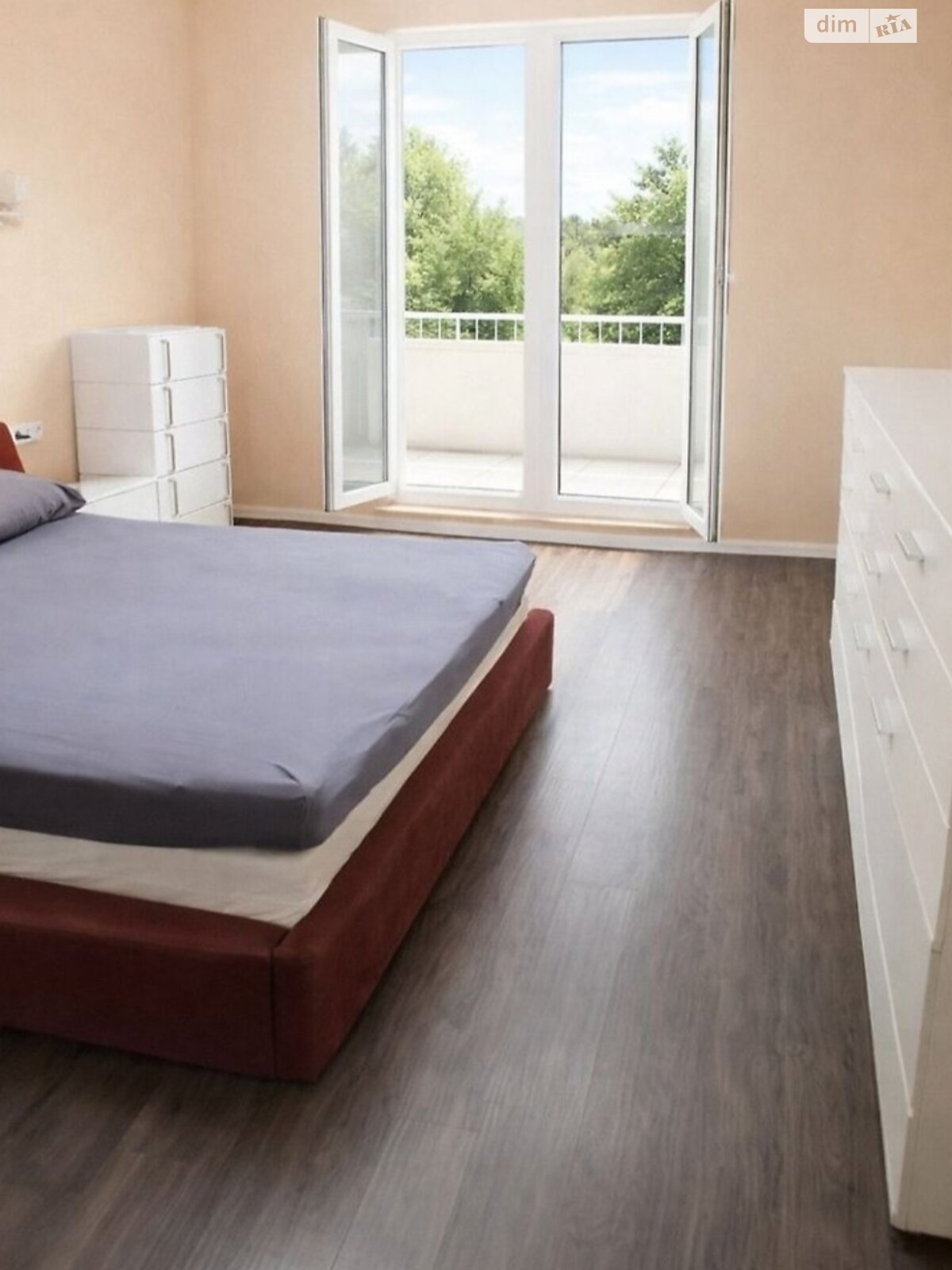 Продажа четырехкомнатной квартиры в Одессе, на ул. Средняя 7, район Приморский фото 1