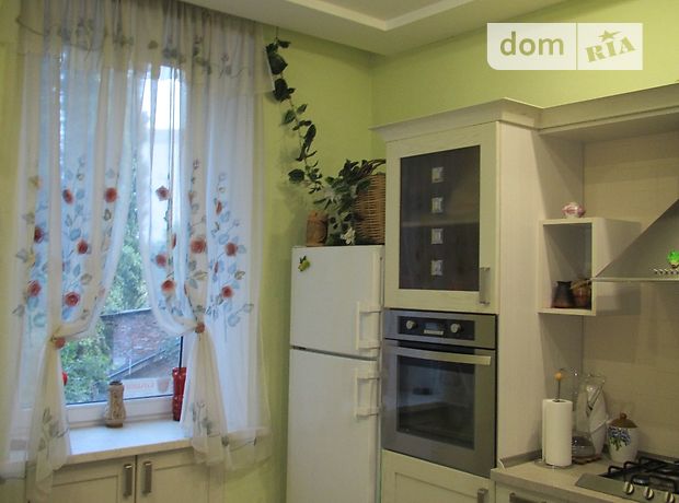 Продажа квартиры, 3 ком., Одесса, р‑н. Приморский, Средняя улица Продажа квартиры, 3 ком., Одесса, р‑н. Приморский, Средняя улица